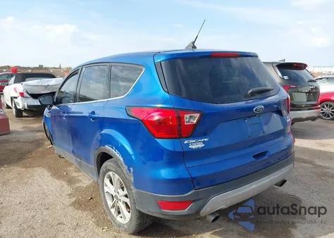 2019 Ford Escape Se z USA, uszkodzony, nr VIN 1FMCU0GD7KUA05052